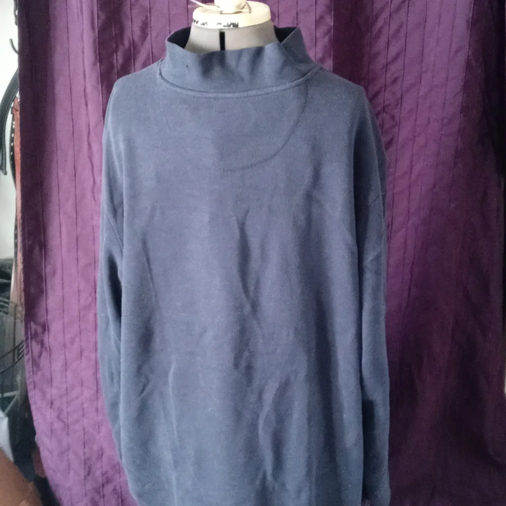 CONSENSUS sports wear. Mens Sz. XLT. Longsleeve Top with zipper Henley top. - Picture 2 of 5